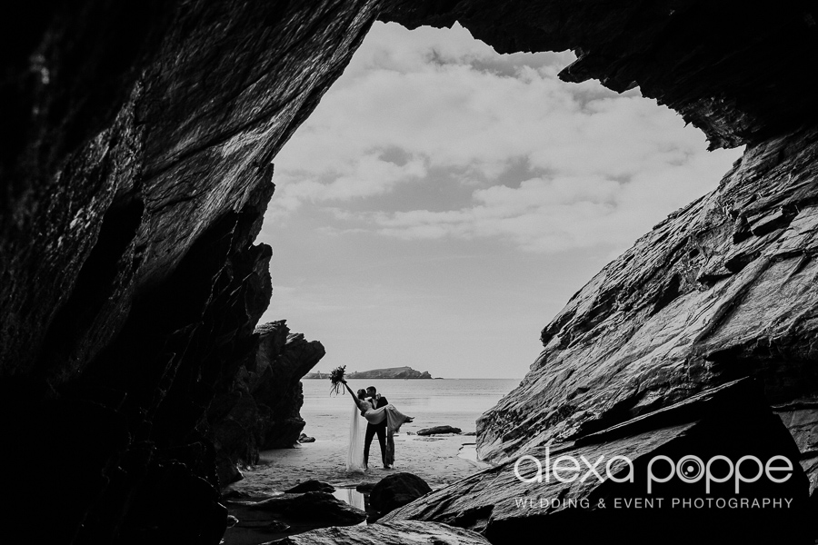 couple portrait lusty glaze beach