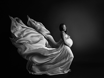 Best Pregnancy Photographer London