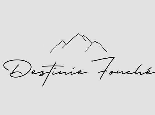 https://destiniefouche.com/ website